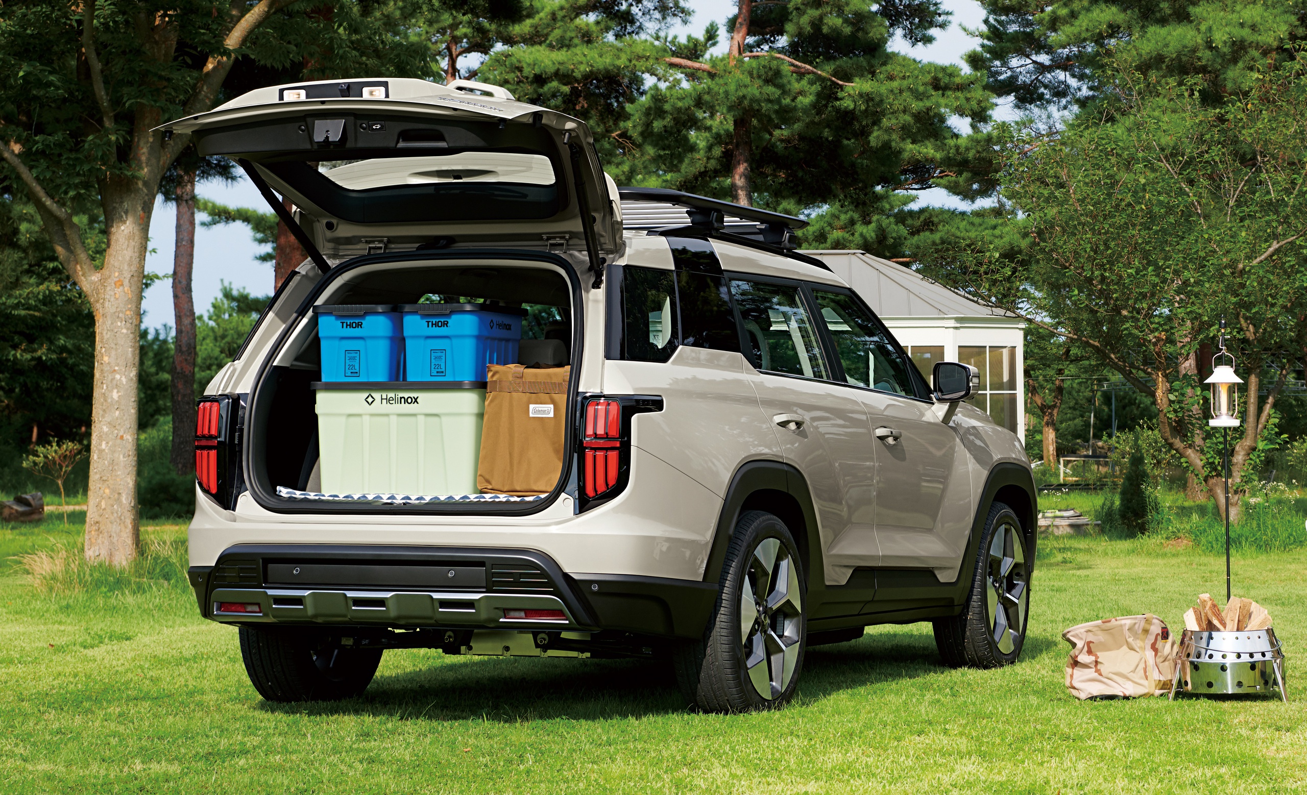 VF 8 sắp đối đầu địch thủ từ Hàn Quốc: Không phải KIA, Hyundai, giá quy đổi chỉ 555 triệu, đi 460km/sạc- Ảnh 10. VF 8 sắp đối đầu địch thủ từ Hàn Quốc: Không phải KIA, Hyundai, giá quy đổi chỉ 555 triệu, đi 460km/sạc- Ảnh 10.