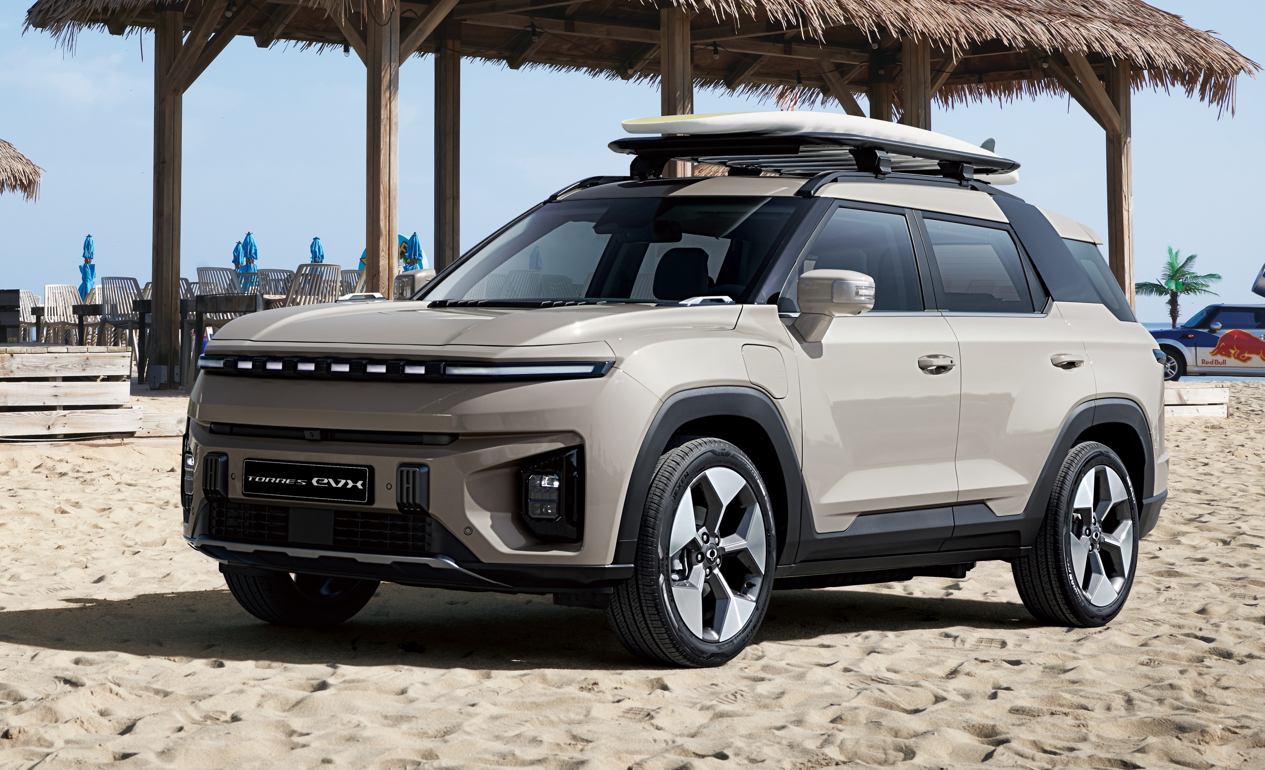 VF 8 sắp đối đầu địch thủ từ Hàn Quốc: Không phải KIA, Hyundai, giá quy đổi chỉ 555 triệu, đi 460km/sạc- Ảnh 5. VF 8 sắp đối đầu địch thủ từ Hàn Quốc: Không phải KIA, Hyundai, giá quy đổi chỉ 555 triệu, đi 460km/sạc- Ảnh 5.