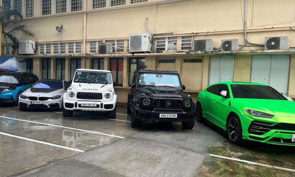 Phó Giám đốc cùng ‘trùm buôn siêu xe’ Phan Công Khanh lừa đảo hàng chục tỷ vừa bị bắt là ai?- Ảnh 2. Phó Giám đốc cùng ‘trùm buôn siêu xe’ Phan Công Khanh lừa đảo hàng chục tỷ vừa bị bắt là ai?- Ảnh 2.