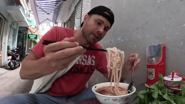 Khách Tây trầm trồ trước phiên bản cực lạ của món bún bình dân, nhiều người Việt chưa chắc đã nghe tên- Ảnh 5. Khách Tây trầm trồ trước phiên bản cực lạ của món bún bình dân, nhiều người Việt chưa chắc đã nghe tên- Ảnh 5.