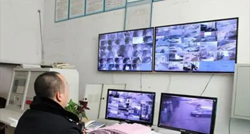 Nhặt chiếc dát giường cũ đem bán, nữ lao công lớn tuổi chết lặng vì bị đòi bồi thường 600 triệu đồng- Ảnh 2.