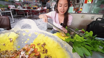 Bánh xèo 1 triệu đồng/cái ở Tây Ninh, toàn nguyên liệu xịn nhưng bị chê: Không xứng với giá tiền!- Ảnh 15. Bánh xèo 1 triệu đồng/cái ở Tây Ninh, toàn nguyên liệu xịn nhưng bị chê: Không xứng với giá tiền!- Ảnh 15.