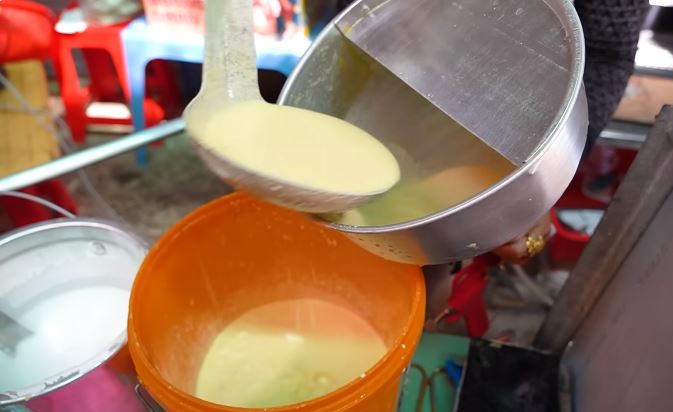 Bánh xèo 1 triệu đồng/cái ở Tây Ninh, toàn nguyên liệu xịn nhưng bị chê: Không xứng với giá tiền!- Ảnh 7.