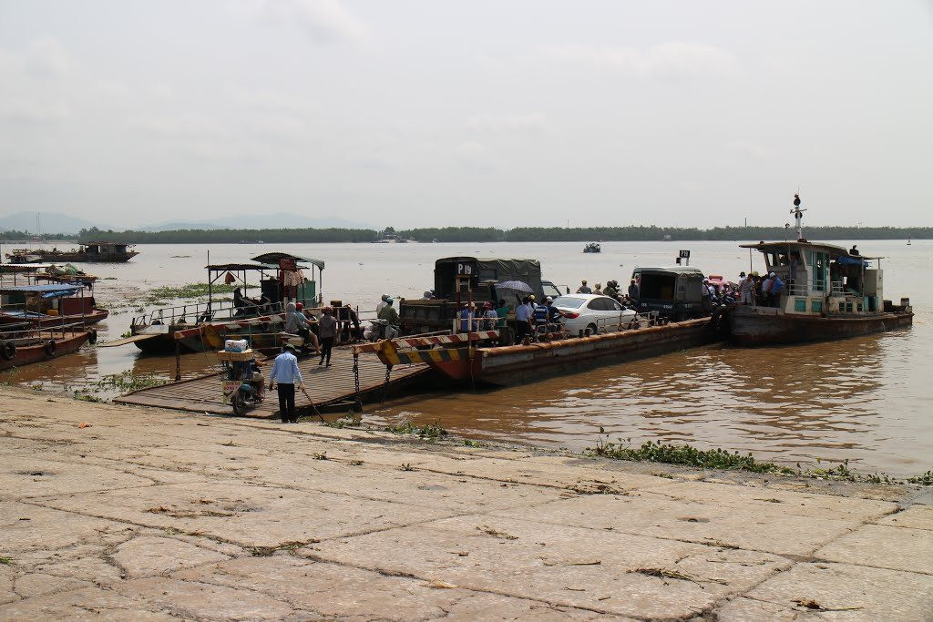 Tuyến phà sông lớn nhất miền Bắc sắp 'nghỉ hưu Tuyến phà sông lớn nhất miền Bắc sắp 'nghỉ hưu