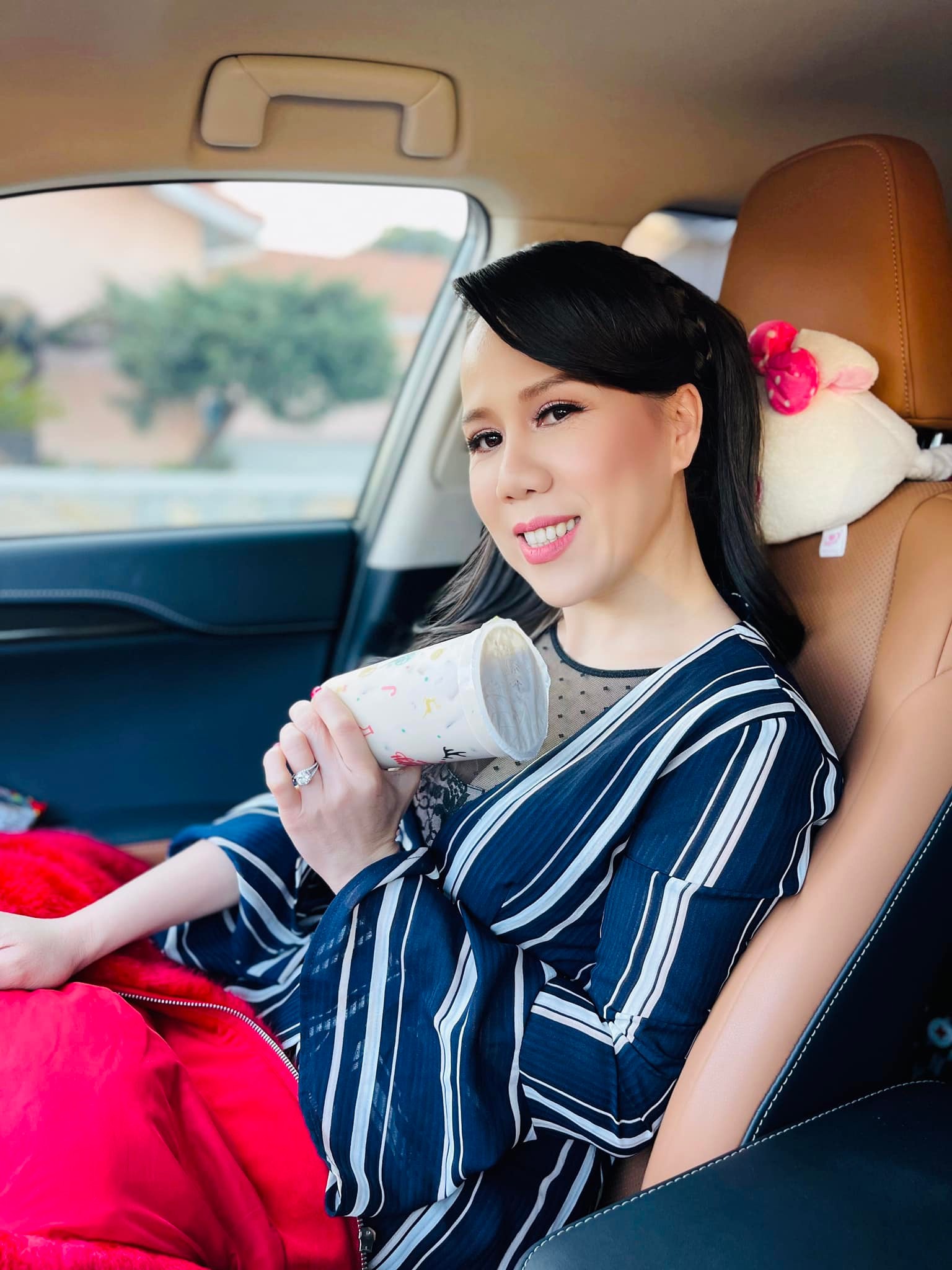 Nữ ca sĩ được Quang Lê rủ về sống chung: Sở hữu 4 căn nhà, có hàng chục triệu đô, từng muốn đi tu- Ảnh 5. Nữ ca sĩ được Quang Lê rủ về sống chung: Sở hữu 4 căn nhà, có hàng chục triệu đô, từng muốn đi tu- Ảnh 5.