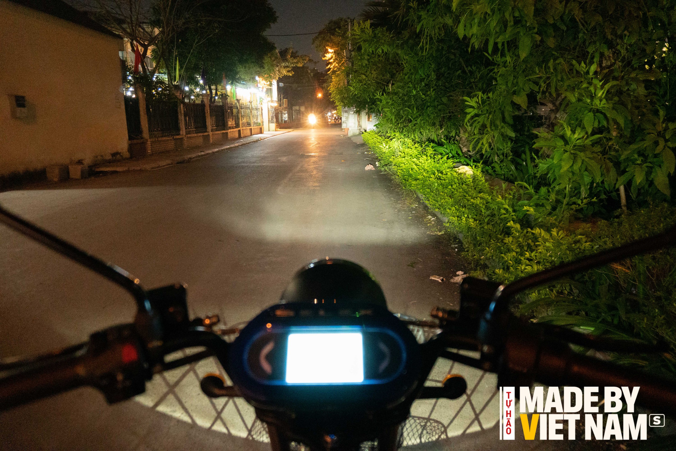 Thử thách chiếc xe '80% của người Việt': Giá chỉ 23 triệu, đi hết Tứ Trấn, phuộc sau cứng, ngồi thì êm- Ảnh 19.