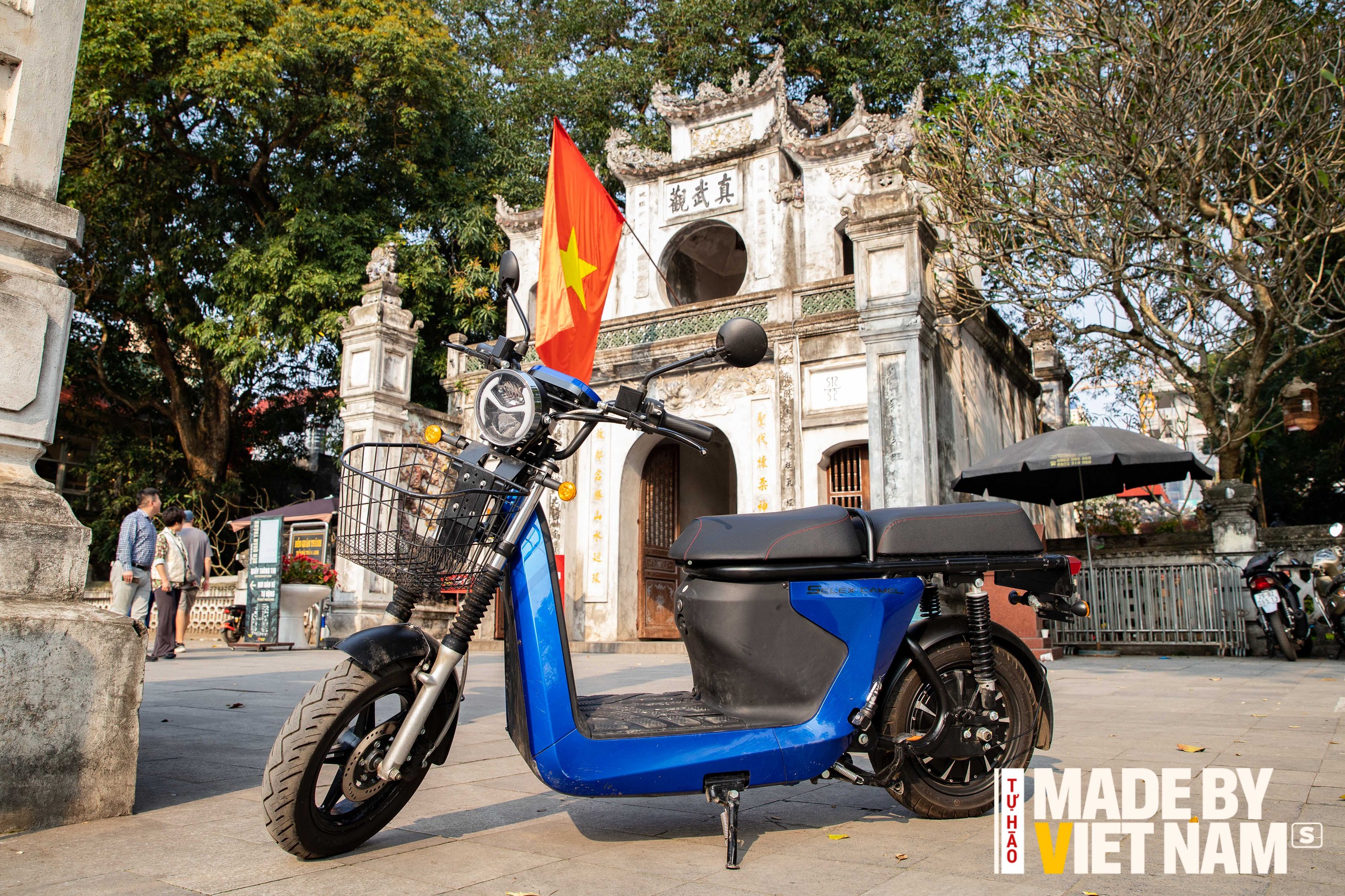 Thử thách chiếc xe '80% của người Việt': Giá chỉ 23 triệu, đi hết Tứ Trấn, phuộc sau cứng, ngồi thì êm- Ảnh 12. Thử thách chiếc xe '80% của người Việt': Giá chỉ 23 triệu, đi hết Tứ Trấn, phuộc sau cứng, ngồi thì êm- Ảnh 12.