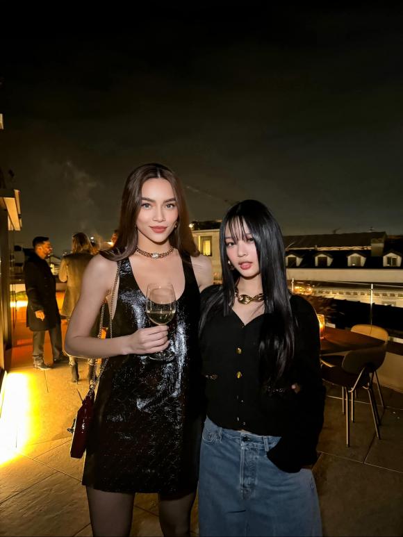 Hồ Ngọc Hà: Hơn 20 năm vẫn đứng trên đỉnh nhờ một chữ Hồ Ngọc Hà: Hơn 20 năm vẫn đứng trên đỉnh nhờ một chữ