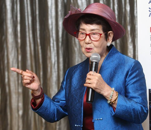 Từng là “chị đại Bến Thượng Hải”, bà lão 70 tuổi ra tù, 81 tuổi trở thành triệu phú, lý do đáng khâm phục- Ảnh 8. Từng là “chị đại Bến Thượng Hải”, bà lão 70 tuổi ra tù, 81 tuổi trở thành triệu phú, lý do đáng khâm phục- Ảnh 8.