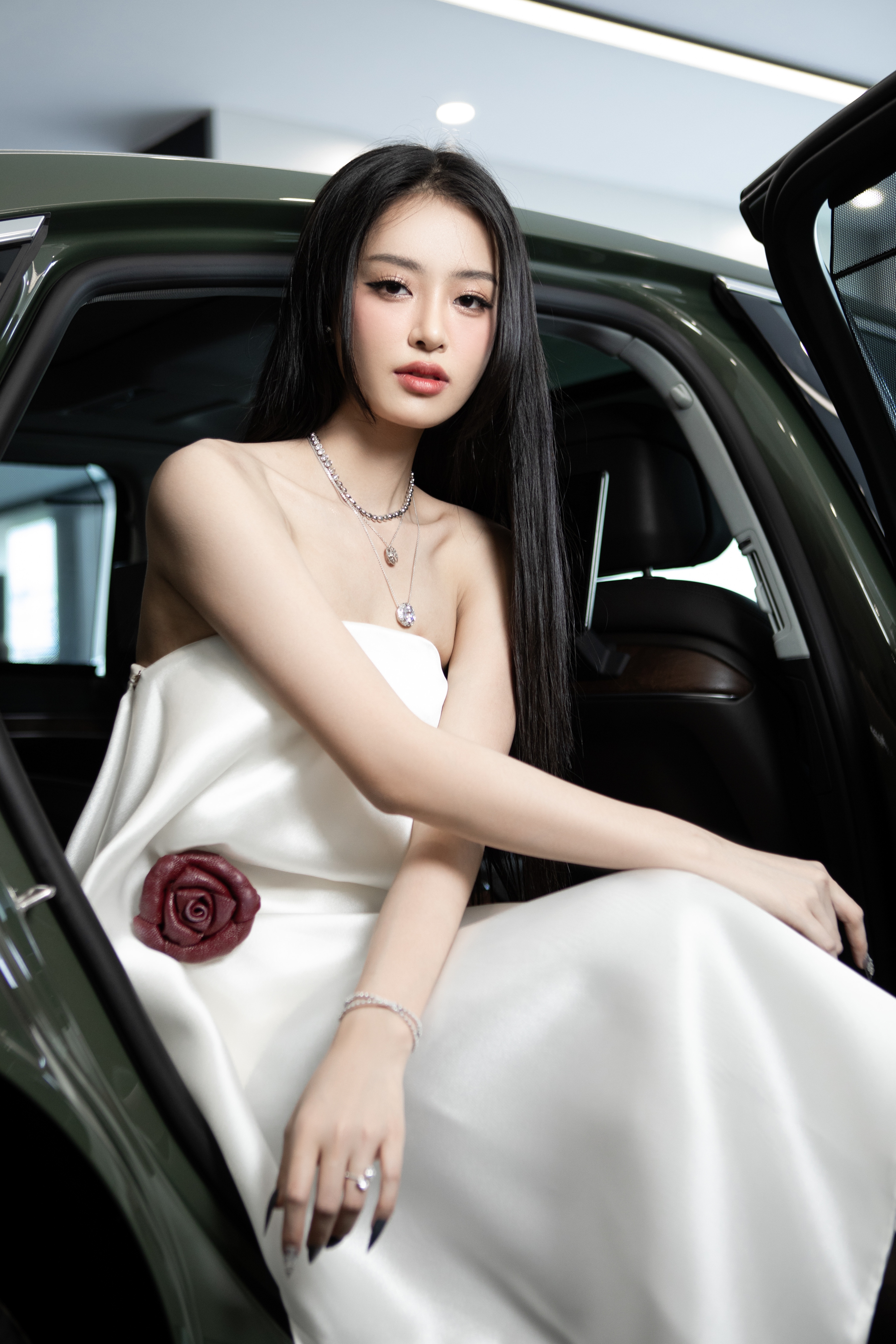Hoa hậu Lê Hoàng Phương 