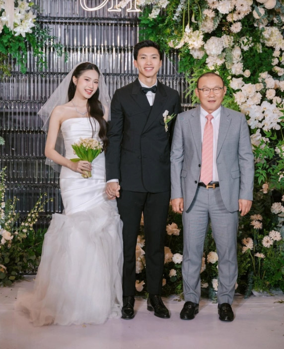 Ông Park Hang Seo sau hơn một năm chia tay đội tuyển Việt Nam: Được khen ngày càng đẹp ra- Ảnh 10. Ông Park Hang Seo sau hơn một năm chia tay đội tuyển Việt Nam: Được khen ngày càng đẹp ra- Ảnh 10.