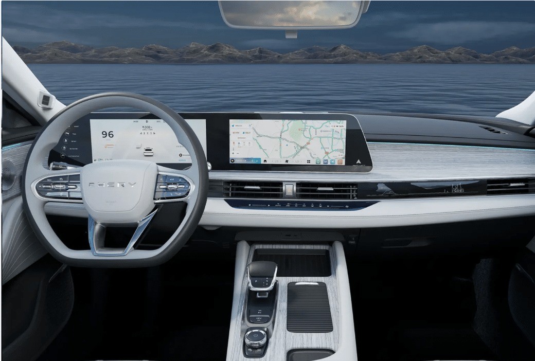 Loạt xe Sedan Chery Fengyun A8 ra mắt: Tầm hoạt động 1.400 km, giá quy đổi từ 411 triệu đồng