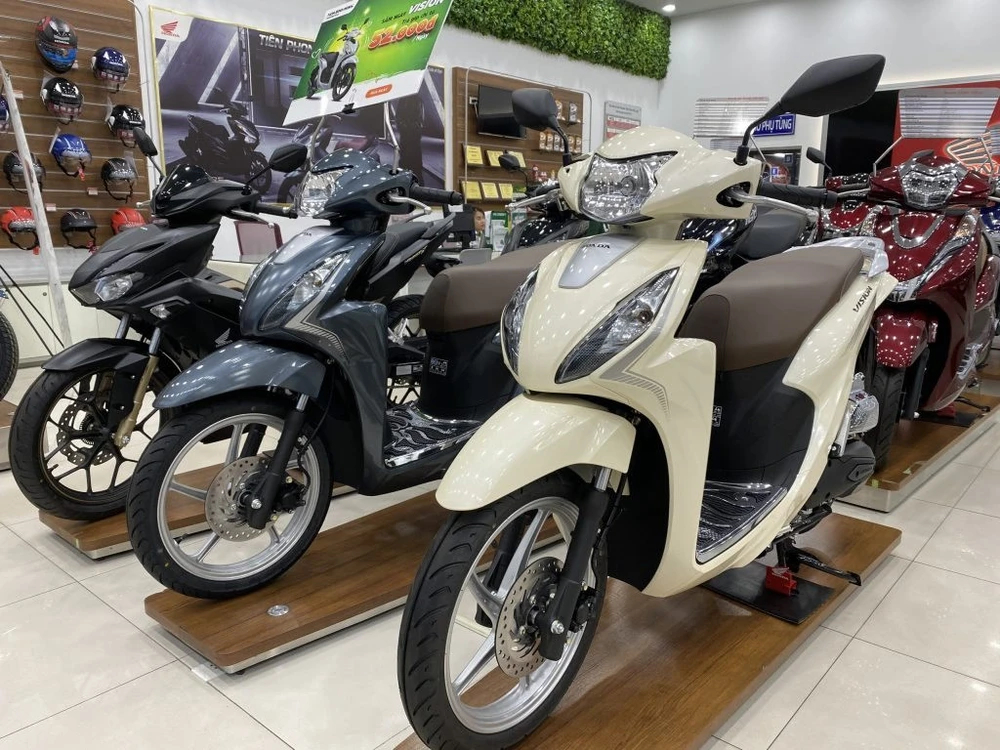 Honda Lead bán dưới giá đề xuất, Toyota Vios giá chưa tới 460 triệu đồng, Nissan tặng vàng cho khách- Ảnh 1. Honda Lead bán dưới giá đề xuất, Toyota Vios giá chưa tới 460 triệu đồng, Nissan tặng vàng cho khách- Ảnh 1.