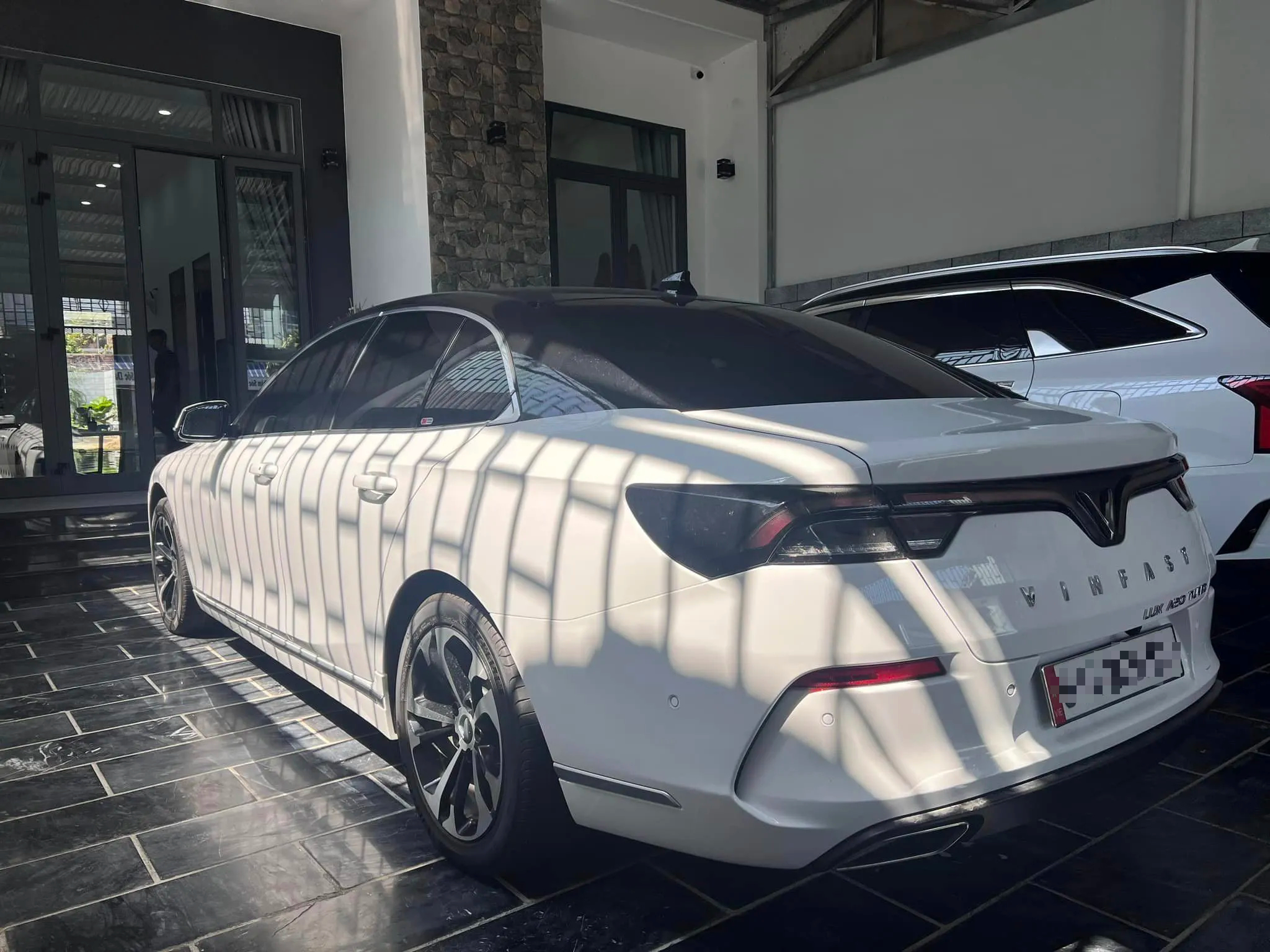 VinFast Lux A2.0 cũ đi 2 năm 1.700km VinFast Lux A2.0 cũ đi 2 năm 1.700km