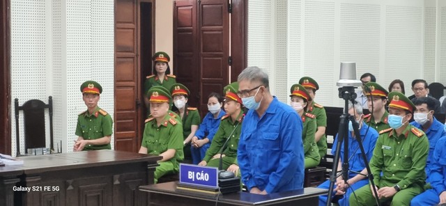 Trương Xuân Đước khai coi ông Đỗ Hữu Ca như người thân, 4 lần đưa 35 tỷ để Trương Xuân Đước khai coi ông Đỗ Hữu Ca như người thân, 4 lần đưa 35 tỷ để