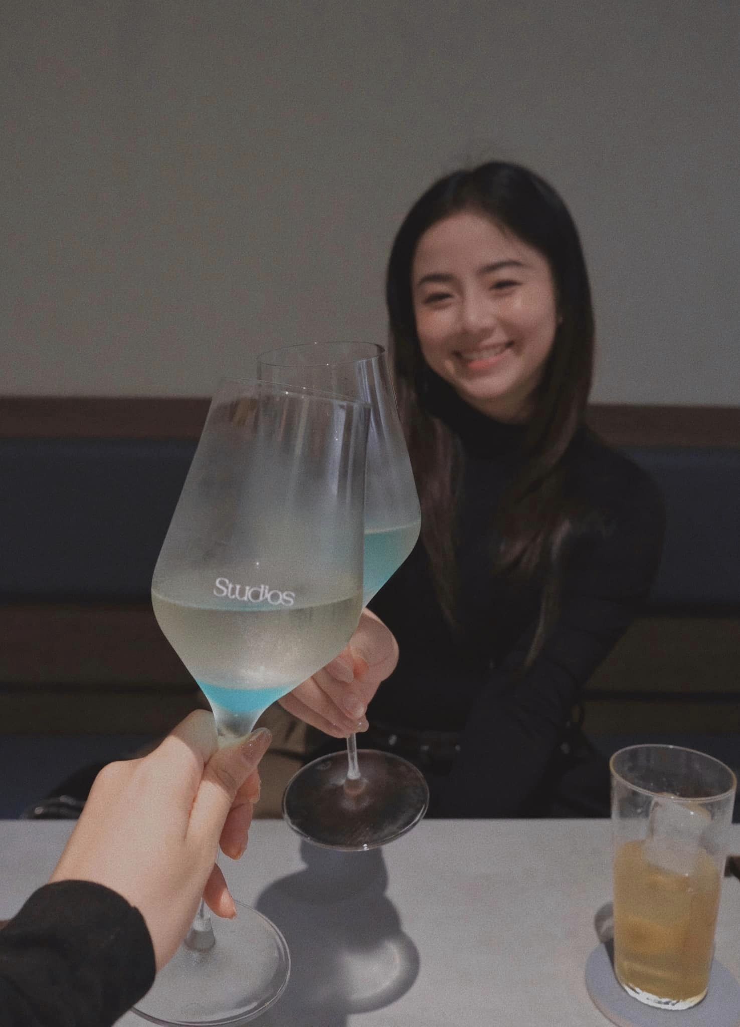 Hot girl Việt được báo Trung Quốc ca ngợi “đẹp như nữ thần”: U30 một nách hai con, là bà chủ spa giàu có- Ảnh 19. Hot girl Việt được báo Trung Quốc ca ngợi “đẹp như nữ thần”: U30 một nách hai con, là bà chủ spa giàu có- Ảnh 19.