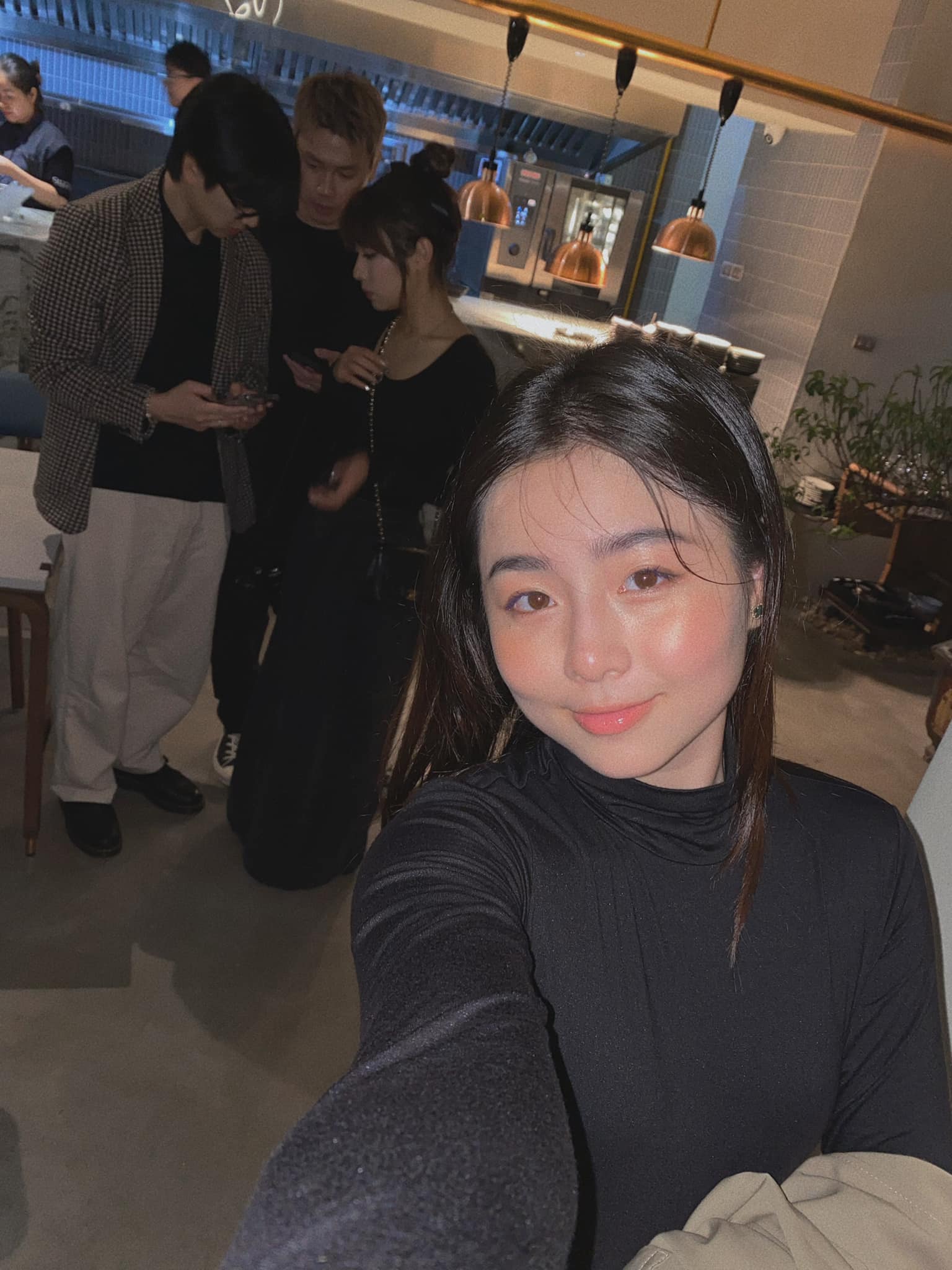 Hot girl Việt được báo Trung Quốc ca ngợi “đẹp như nữ thần”: U30 một nách hai con, là bà chủ spa giàu có- Ảnh 22.