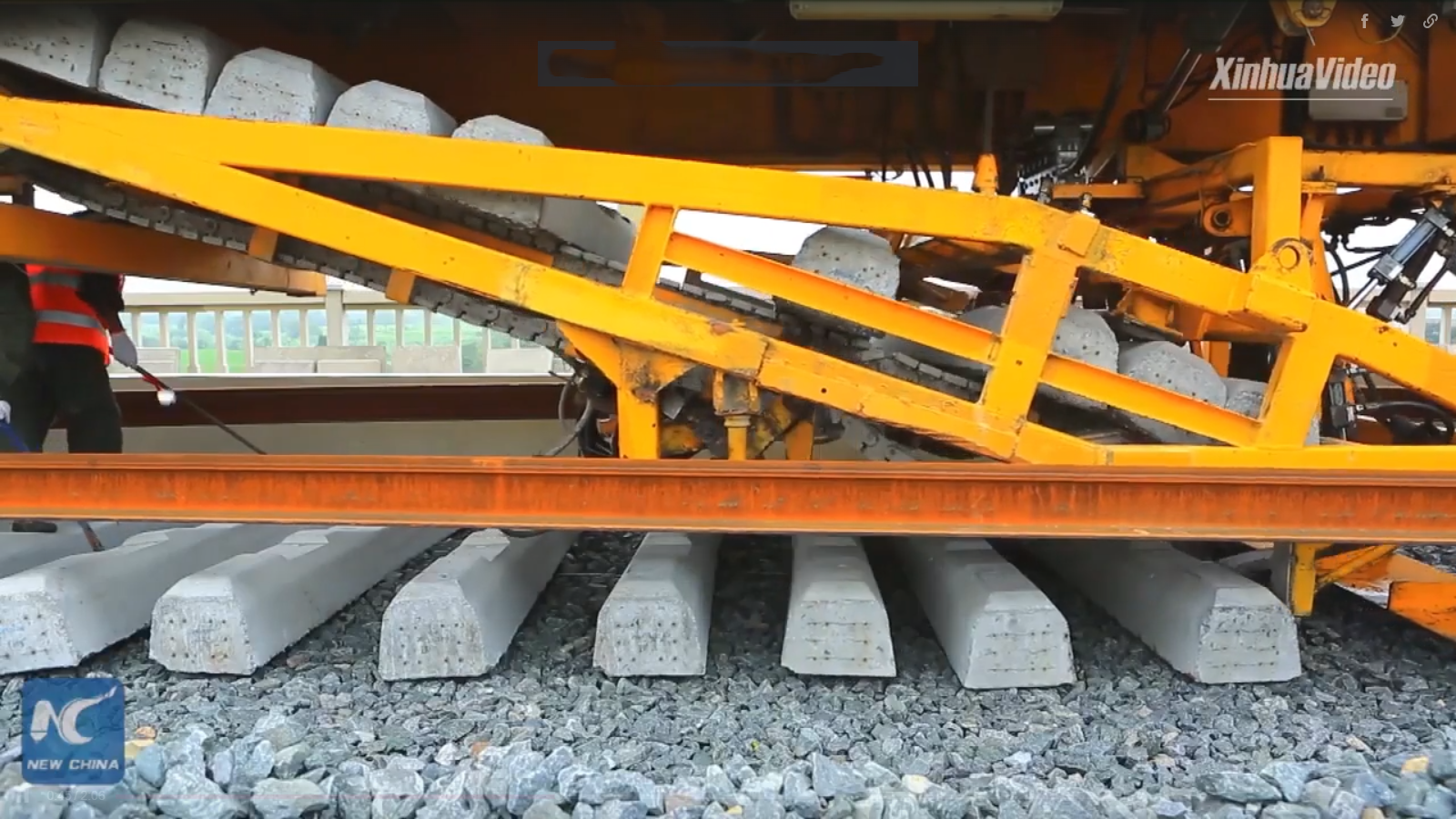 "Ông lớn" ở Việt Nam ấp ủ kế hoạch làm ray đường sắt chạy 850km/h: Thế giới làm tàu tốc độ cao thế nào?- Ảnh 3.