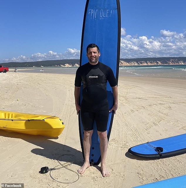 Vụ đâm dao 6 người chết ở Úc: Cha mẹ hung thủ lý giải nguyên nhân con trai chỉ nhắm đến phụ nữ- Ảnh 4. Vụ đâm dao 6 người chết ở Úc: Cha mẹ hung thủ lý giải nguyên nhân con trai chỉ nhắm đến phụ nữ- Ảnh 4.