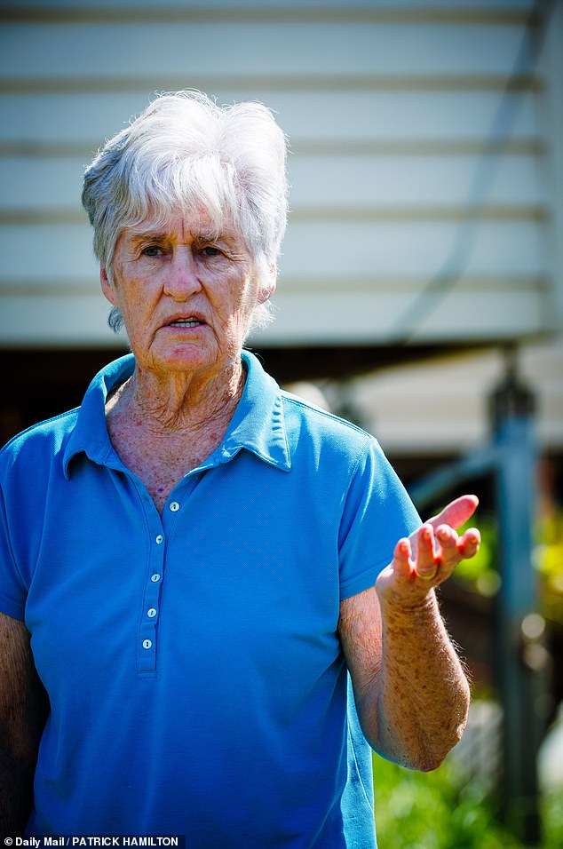 Vụ đâm dao 6 người chết ở Úc: Cha mẹ hung thủ lý giải nguyên nhân con trai chỉ nhắm đến phụ nữ- Ảnh 1. Vụ đâm dao 6 người chết ở Úc: Cha mẹ hung thủ lý giải nguyên nhân con trai chỉ nhắm đến phụ nữ- Ảnh 1.