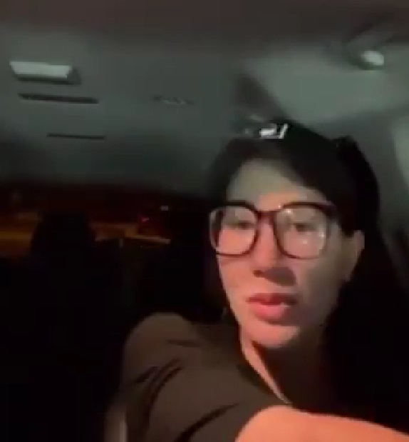 Trang Khàn ở Mỹ: 11 giờ đêm còn đi lấy hàng, gặp sự cố Trang Khàn ở Mỹ: 11 giờ đêm còn đi lấy hàng, gặp sự cố