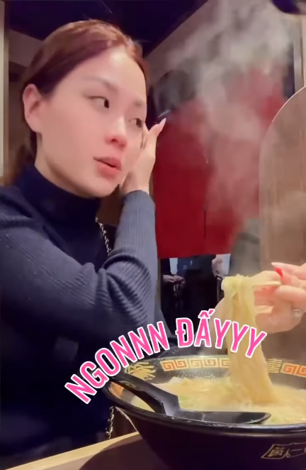 Khách Việt làm một thứ chưa từng làm ở Việt Nam trên đất Nhật mất gần 1 tiếng: 