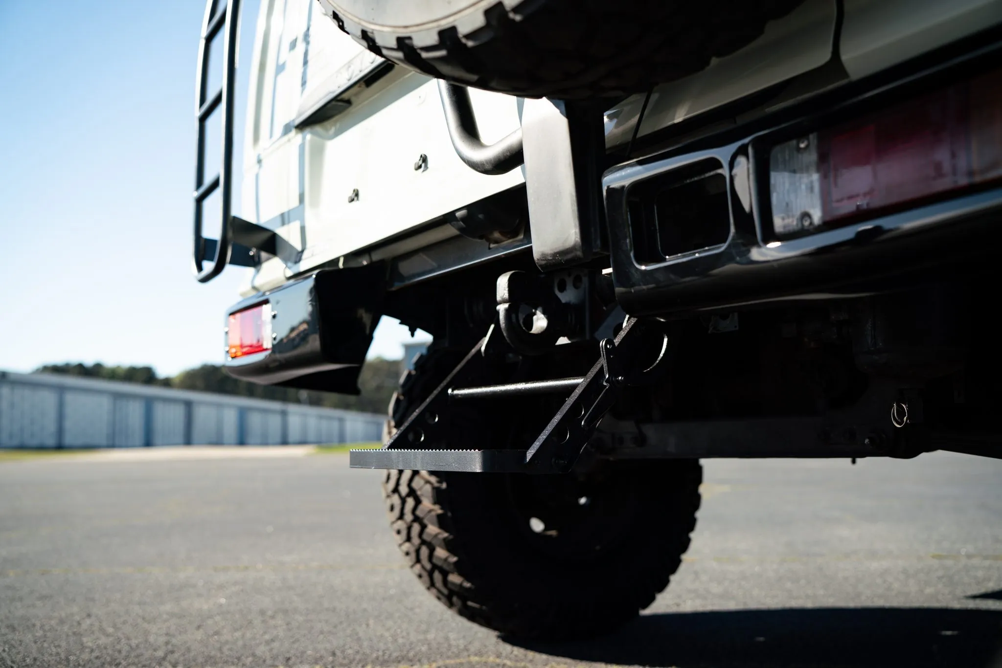 Xe Toyota không phải ai cũng biết: Trông như Hummer, ăn dầu như uống nước lã nhưng được săn lùng gắt gao- Ảnh 19. Xe Toyota không phải ai cũng biết: Trông như Hummer, ăn dầu như uống nước lã nhưng được săn lùng gắt gao- Ảnh 19.