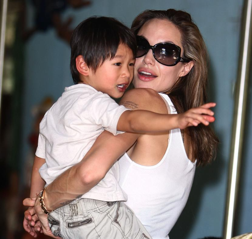 Tuổi 20 của Pax Thiên - cậu con nuôi gốc Việt khiến bố Brad Pitt suy sụp, em gái tuyên bố chống lại- Ảnh 1. Tuổi 20 của Pax Thiên - cậu con nuôi gốc Việt khiến bố Brad Pitt suy sụp, em gái tuyên bố chống lại- Ảnh 1.