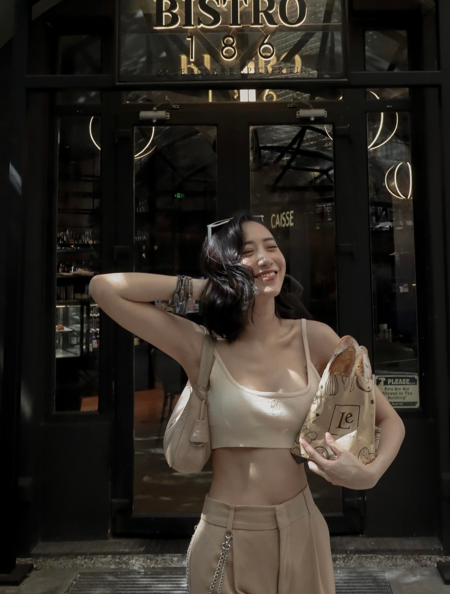 Hot girl giàu có nổi tiếng nhờ show hẹn hò, sau 4 năm ứa nước mắt mong tin dính bầu- Ảnh 12. Hot girl giàu có nổi tiếng nhờ show hẹn hò, sau 4 năm ứa nước mắt mong tin dính bầu- Ảnh 12.