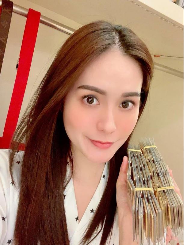 Giá vàng tăng điên loạn, phá đỉnh 92 triệu đồng, nữ đại gia quận 7 Giá vàng tăng điên loạn, phá đỉnh 92 triệu đồng, nữ đại gia quận 7