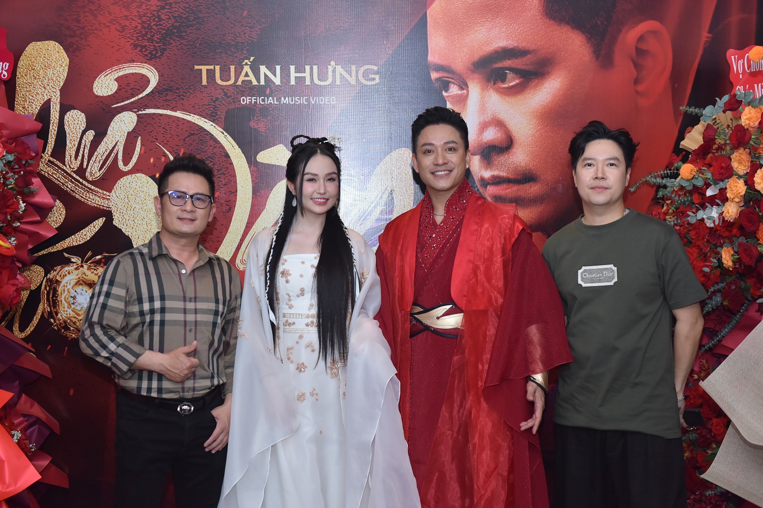 Tuấn Hưng: Tuấn Hưng: