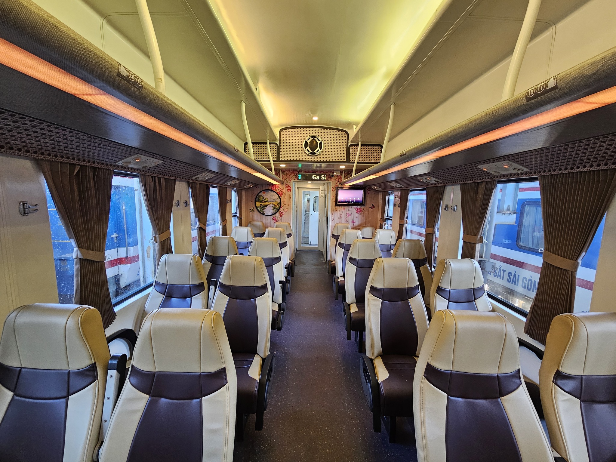 Khám phá tàu Khám phá tàu