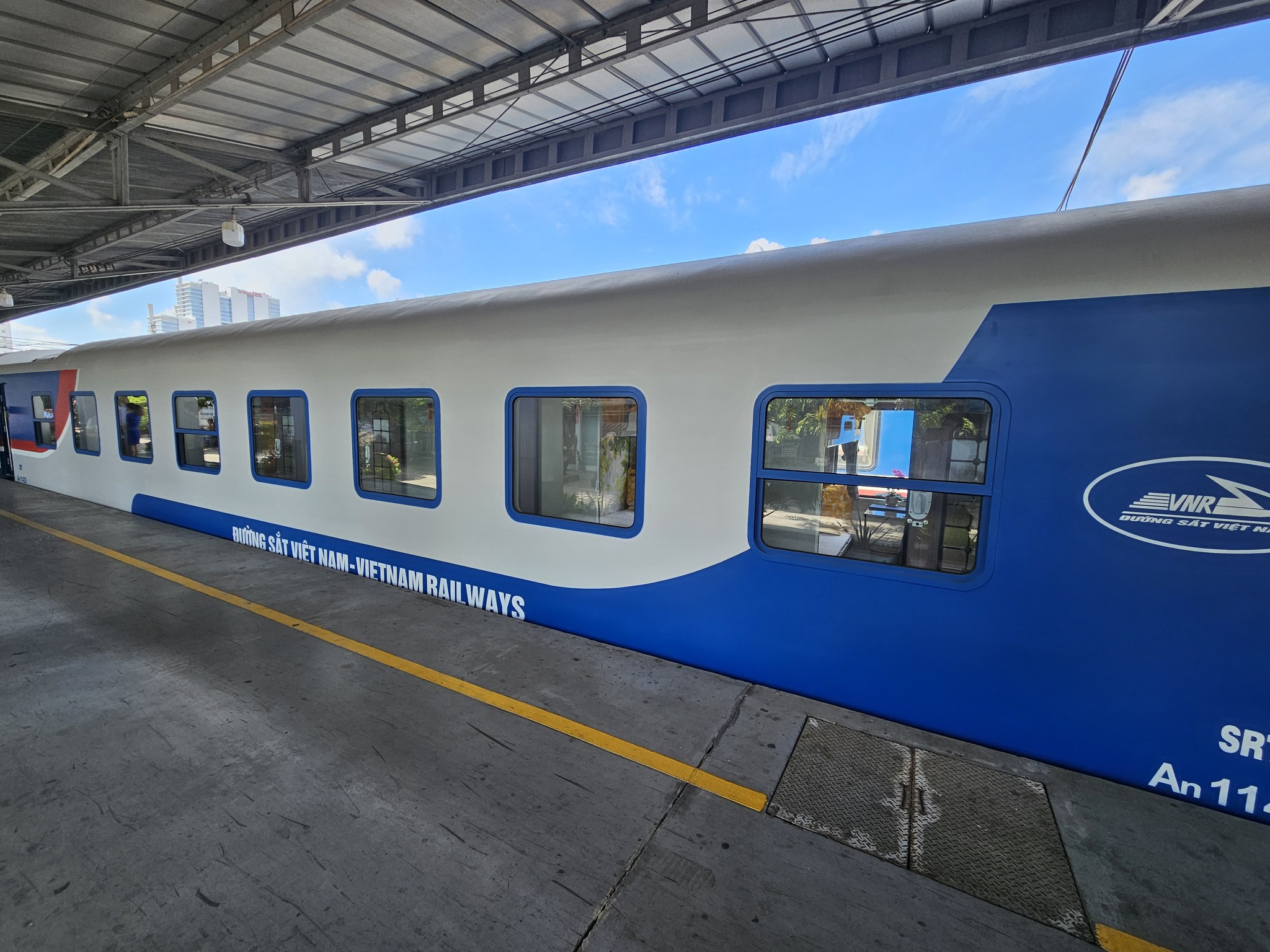 Khám phá tàu Khám phá tàu