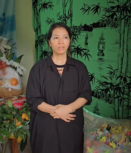 Rộ tin nhận tiền tỷ của gia đình nghi phạm để hòa giải, mẹ nam sinh lớp 8 bị đánh tử vong nói gì?- Ảnh 1. Rộ tin nhận tiền tỷ của gia đình nghi phạm để hòa giải, mẹ nam sinh lớp 8 bị đánh tử vong nói gì?- Ảnh 1.