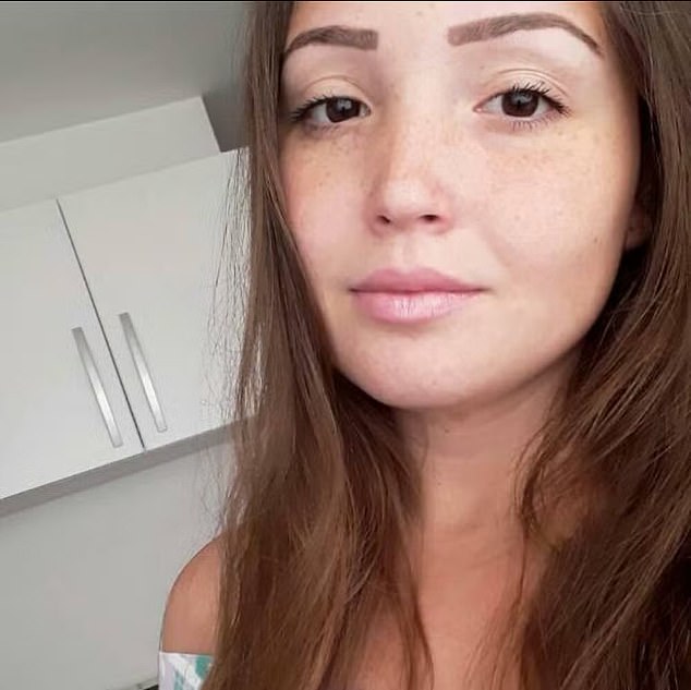 Được bạn gái hôn âu yếm trong thang máy, người đàn ông không ngờ bản thân chuẩn bị bước vào 'cửa tử'- Ảnh 3. Được bạn gái hôn âu yếm trong thang máy, người đàn ông không ngờ bản thân chuẩn bị bước vào 'cửa tử'- Ảnh 3.