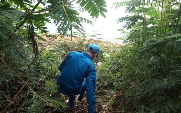 Vụ phát hiện chân người bên bờ hồ Tuyền Lâm: Tìm thấy thi thể nữ giới cách 500m- Ảnh 1. Vụ phát hiện chân người bên bờ hồ Tuyền Lâm: Tìm thấy thi thể nữ giới cách 500m- Ảnh 1.