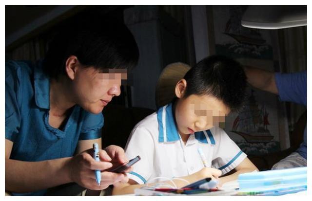Con hỏi "có thể không học bài hôm nay được không?", mẹ từ chối khiến đứa trẻ ra đi mãi mãi- Ảnh 1. Con hỏi "có thể không học bài hôm nay được không?", mẹ từ chối khiến đứa trẻ ra đi mãi mãi- Ảnh 1.