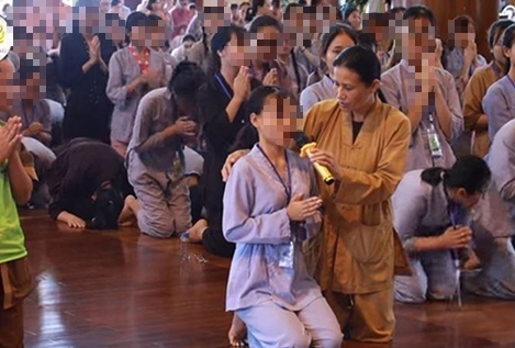 Trụ trì chùa Ba Vàng Thích Trúc Thái Minh nói gì về video thuyết giảng "nghiệp kiếp trước" gây tranh cãi?- Ảnh 2. Trụ trì chùa Ba Vàng Thích Trúc Thái Minh nói gì về video thuyết giảng "nghiệp kiếp trước" gây tranh cãi?- Ảnh 2.