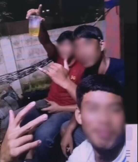 Đi bộ một mình trong đêm, cô gái bị 4 gã say rượu kéo vào 1 ngôi nhà, diễn biến sau đó được ví 'như phim'- Ảnh 1. Đi bộ một mình trong đêm, cô gái bị 4 gã say rượu kéo vào 1 ngôi nhà, diễn biến sau đó được ví 'như phim'- Ảnh 1.