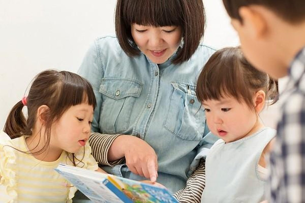Nhắc chồng bỏ thói quen "mở cửa khi tắm" không được, vợ làm 1 việc ai cũng chết lặng: Camera ghi toàn cảnh- Ảnh 2. Nhắc chồng bỏ thói quen "mở cửa khi tắm" không được, vợ làm 1 việc ai cũng chết lặng: Camera ghi toàn cảnh- Ảnh 2.