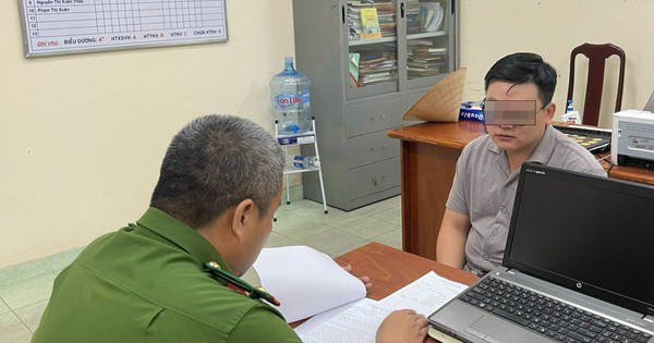 Vụ thanh niên bị tát tới tấp trước cửa nhà: Tài xế nói lý do- Ảnh 2. Vụ thanh niên bị tát tới tấp trước cửa nhà: Tài xế nói lý do- Ảnh 2.