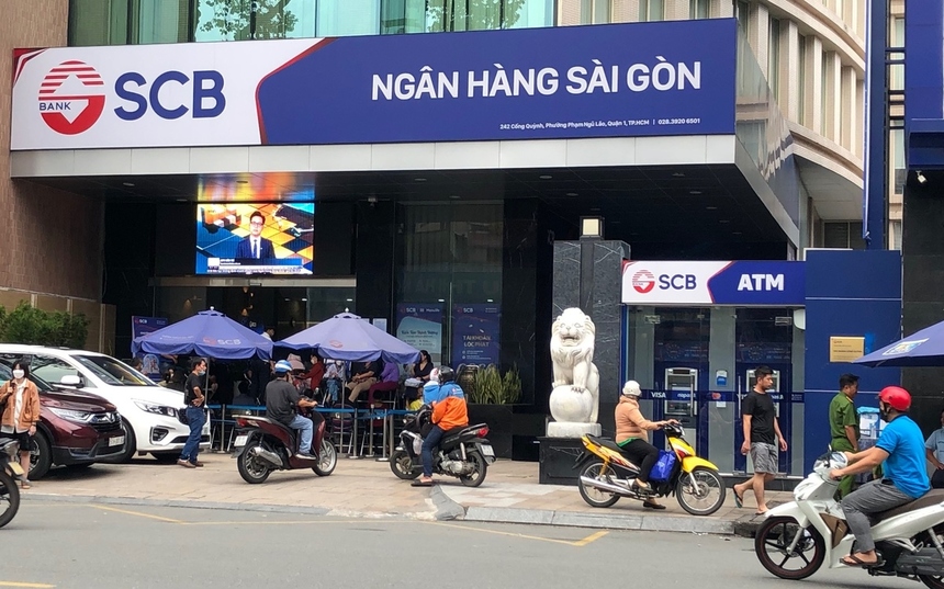 Từ khi bà Trương Mỹ Lan bị bắt, Ngân hàng SCB đã đóng cửa bao nhiêu phòng giao dịch?- Ảnh 1. Từ khi bà Trương Mỹ Lan bị bắt, Ngân hàng SCB đã đóng cửa bao nhiêu phòng giao dịch?- Ảnh 1.