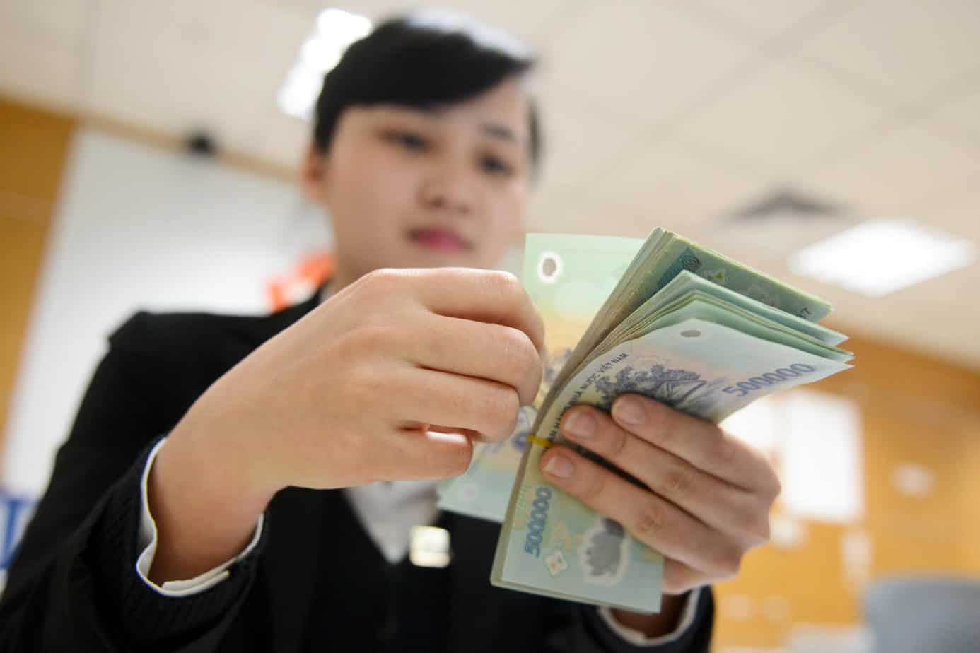 Ngân hàng cho vay món tiền nhỏ dễ dàng hơn, "tín dụng đen" sắp hết đất sống?- Ảnh 5. Ngân hàng cho vay món tiền nhỏ dễ dàng hơn, "tín dụng đen" sắp hết đất sống?- Ảnh 5.