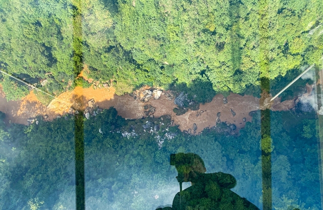 Cầu kính đi bộ dài nhất thế giới nằm ngay ở miền Bắc Việt Nam: Dài chưa tới 1km, nhiều người không dám đi- Ảnh 6. Cầu kính đi bộ dài nhất thế giới nằm ngay ở miền Bắc Việt Nam: Dài chưa tới 1km, nhiều người không dám đi- Ảnh 6.