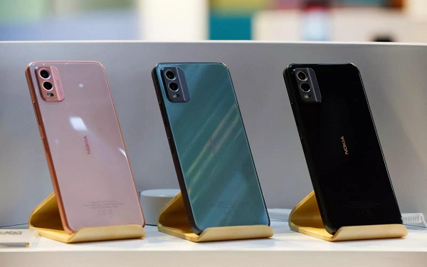 Sau tuyên bố khai tử, đây là smartphone Nokia hiếm hoi vẫn còn hàng 'đập hộp', giá bán cực rẻ- Ảnh 2. Sau tuyên bố khai tử, đây là smartphone Nokia hiếm hoi vẫn còn hàng 'đập hộp', giá bán cực rẻ- Ảnh 2.