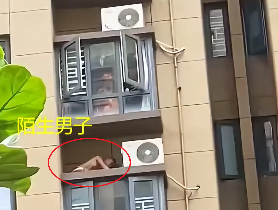 Vừa gọi "bạn trai" tới nhà thì chồng về, vợ vội giấu nhân tình ở nơi bí mật - Ảnh 1. Vừa gọi "bạn trai" tới nhà thì chồng về, vợ vội giấu nhân tình ở nơi bí mật - Ảnh 1.