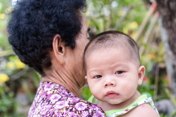 Mẹ chồng bỏ công sức, tiền bạc nuôi con cho con trai nhưng vẫn bị con dâu làm khó, bà ngay lập tức làm một điều ai cũng phải vỗ tay - Ảnh 2.