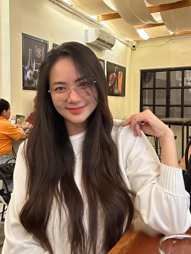 Nàng hậu lấy chồng hơn 26 tuổi: Rời showbiz, diện mạo gần 90 kg gây bất ngờ- Ảnh 11. Nàng hậu lấy chồng hơn 26 tuổi: Rời showbiz, diện mạo gần 90 kg gây bất ngờ- Ảnh 11.