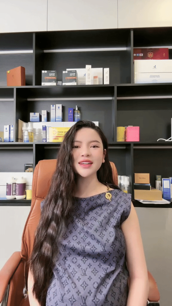 Sản phẩm Biotin kích mọc tóc của Chu Thanh Huyền tạm dừng lưu thông sau khi bị Bộ Y tế kiểm tra- Ảnh 1. Sản phẩm Biotin kích mọc tóc của Chu Thanh Huyền tạm dừng lưu thông sau khi bị Bộ Y tế kiểm tra- Ảnh 1.