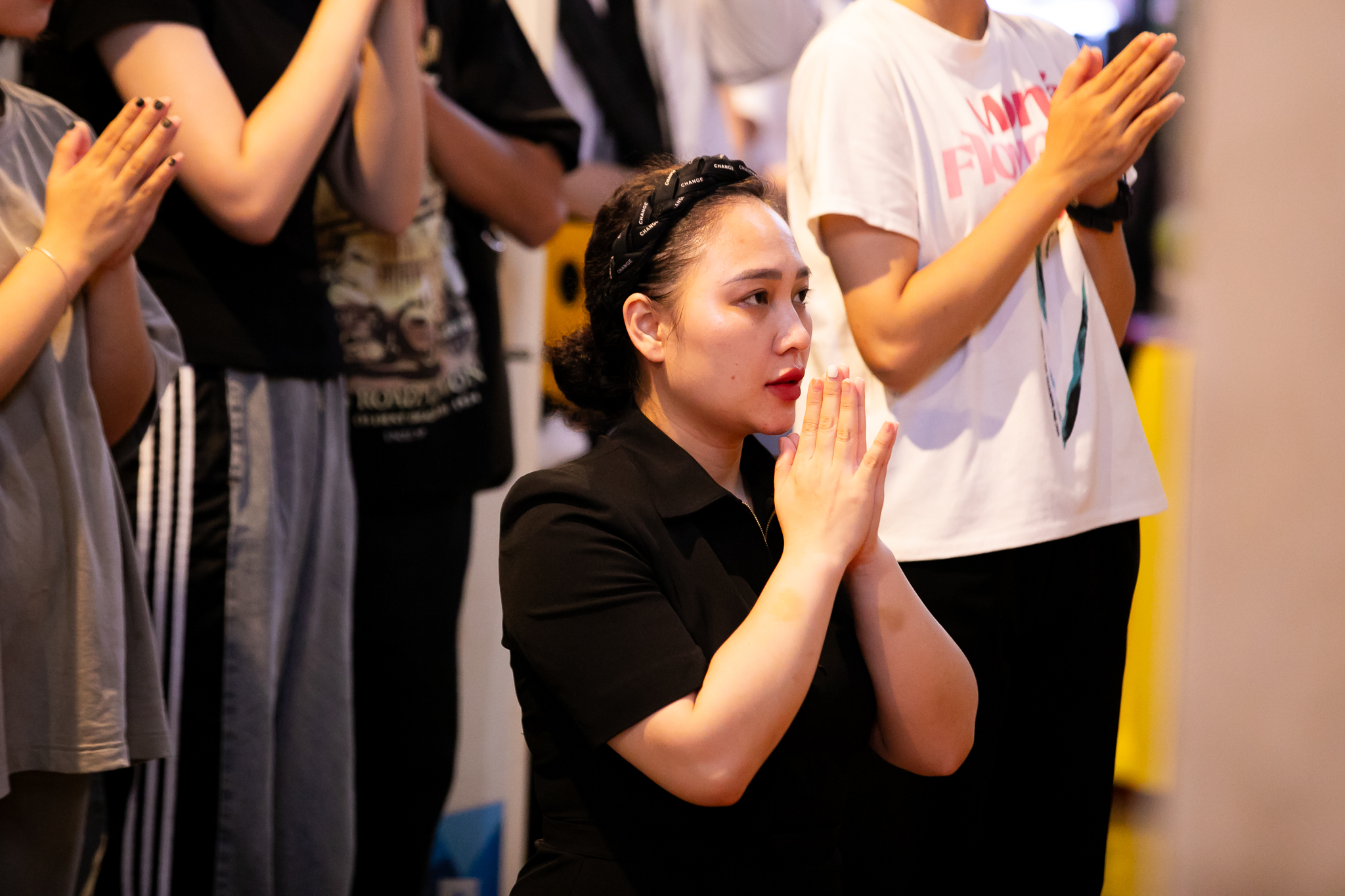 Người dân TP.HCM bật khóc trước di ảnh Tổng Bí thư Nguyễn Phú Trọng tại chùa Vĩnh Nghiêm- Ảnh 15. Người dân TP.HCM bật khóc trước di ảnh Tổng Bí thư Nguyễn Phú Trọng tại chùa Vĩnh Nghiêm- Ảnh 15.